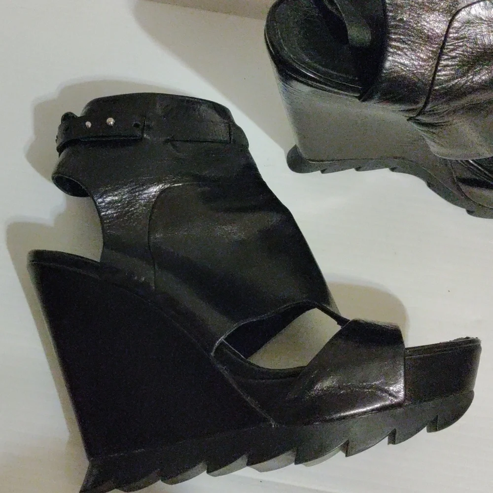 Camilla Skovgaard Platform Sandal size 39